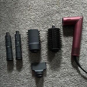 Shark Flex Style Raspberry Hair Dryer with Attachments